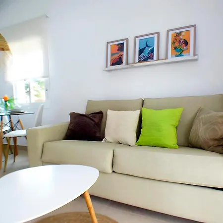 Holiday home Le Petit Con Piscina Privada Hozanejos