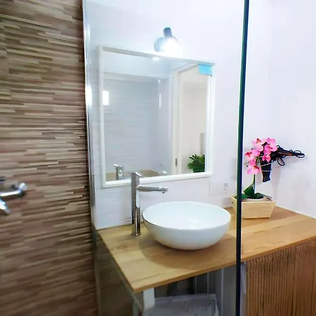Holiday home Le Petit Con Piscina Privada